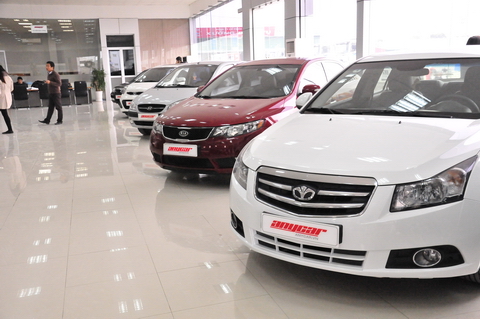 Phí trước bạ xe cũ sắp giảm 5-6 lần xuống đồng loạt mức 2% trên toàn quốc sẽ làm tăng thu cho ngân sách, lành mạnh hóa thị trường.