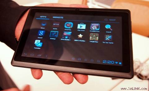 Với giá rất rẻ nhưng Aakash 2 được cài đặt sẵn hệ điều hành Android 4.0 ICS.