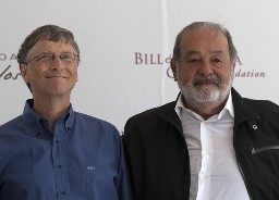 Bill Gates giành lại ngôi vị người giàu nhất thế giới